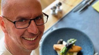 Fierté gastronomique: GaultMillau accorde 13 points à Serge Coustrain-Jean du Café Cher-Mignon